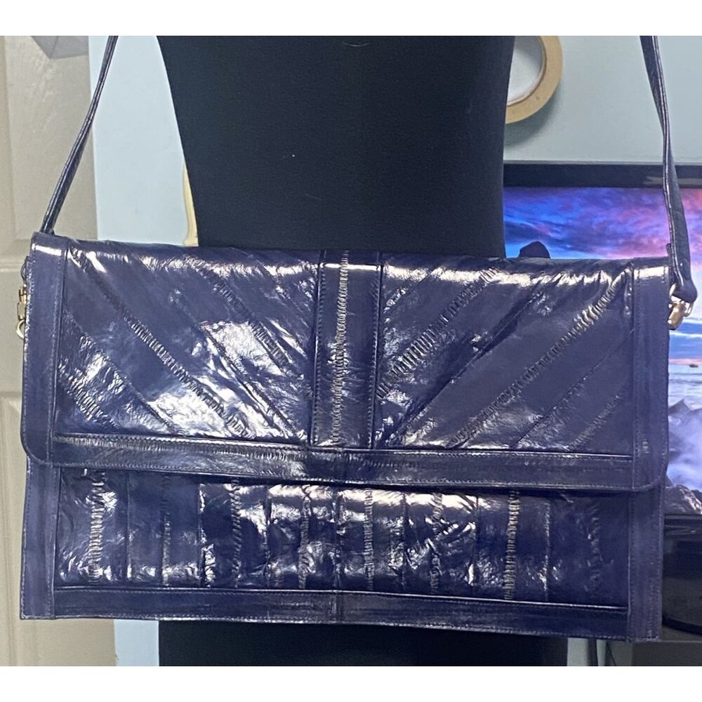 Women's Patent Leather Shoulder Bag - Deep Purple